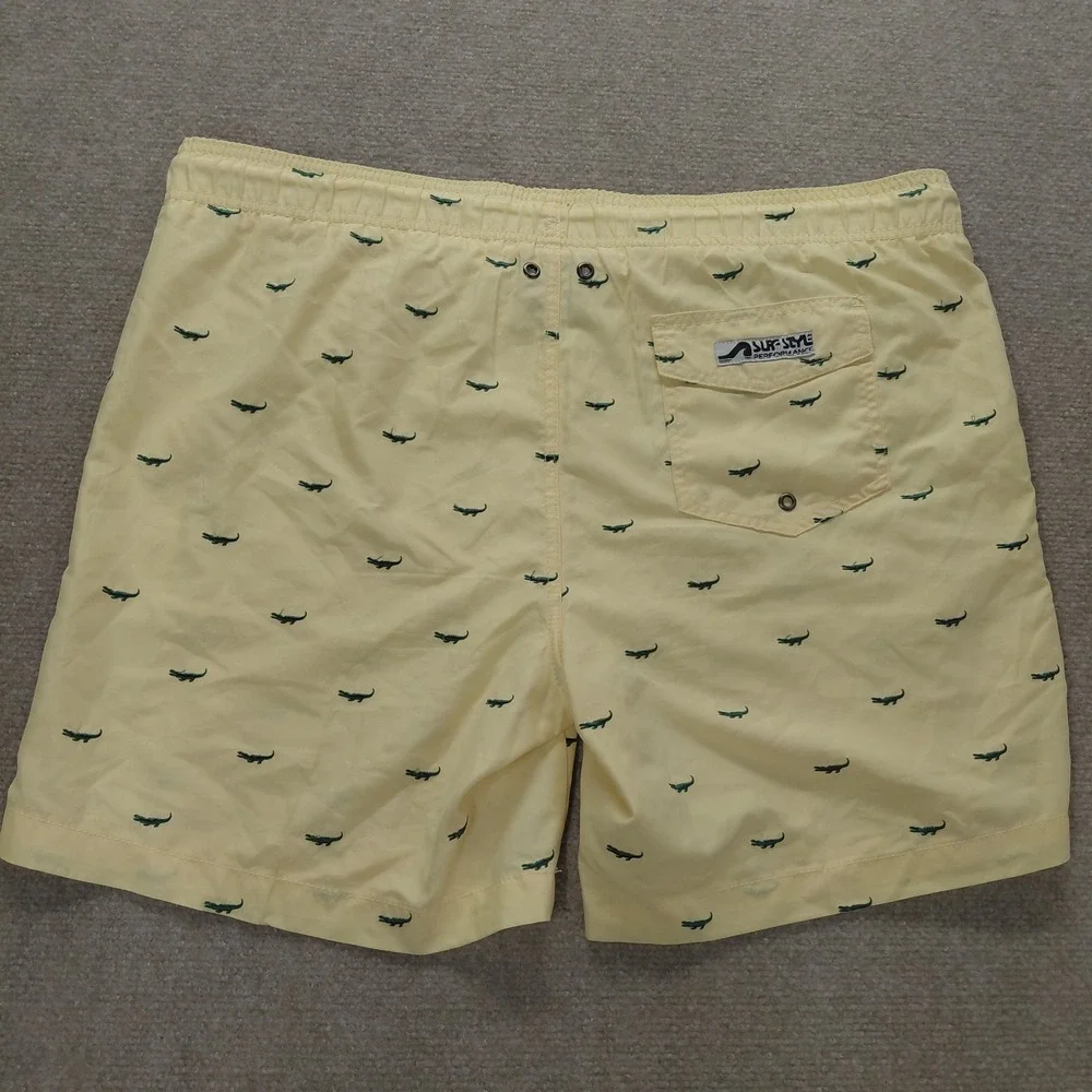 Surf Style Swim Trunks Mens MEDIUM Yellow Alligators Embroidered Surf Shorts